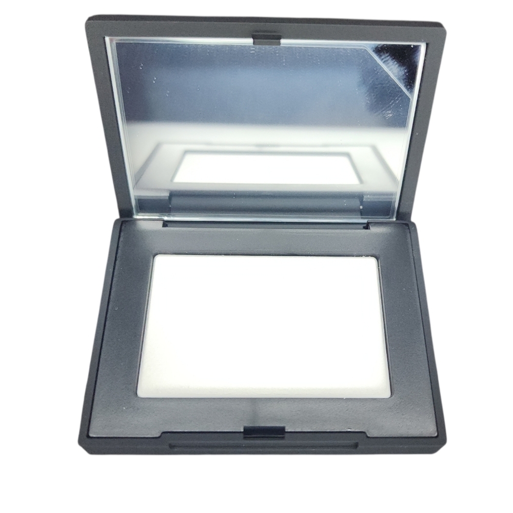NIB Nars Light Reflecting™ Setting Powder, Translucent - Picture 4 of 6